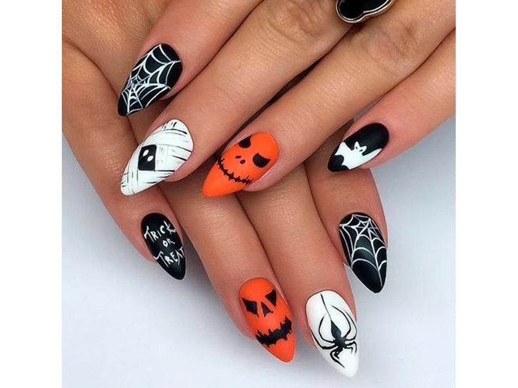 unas-gelish-disenos-de-aranas-1