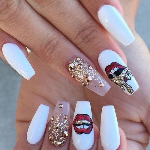 unas-grises-con-un-labio-de-diseno-6