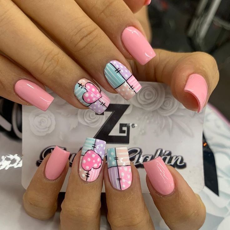 unas-pintadas-con-disenos-de-moda-5