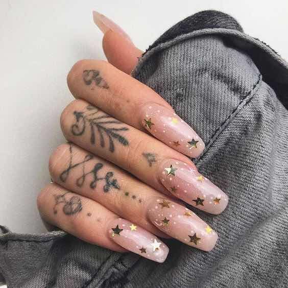 unas-postizas-disenos-de-estrellas-3